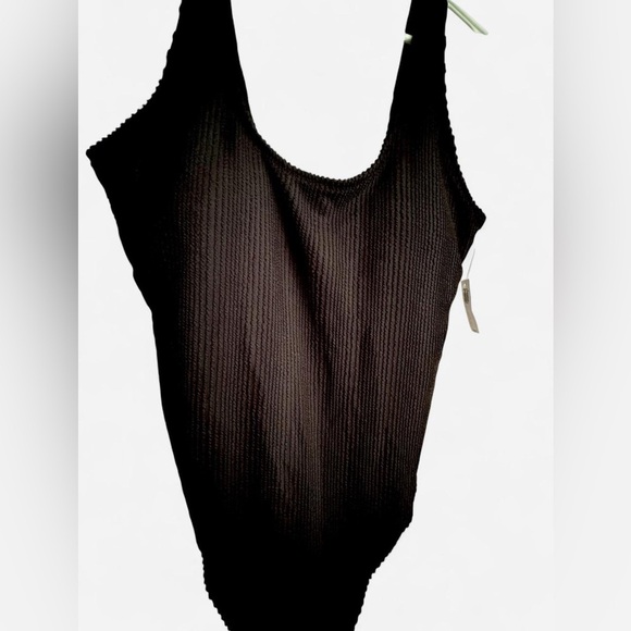 Old Navy Black One Piece Swimsuit Scoop Neck High Leg - Picture 3 of 3
